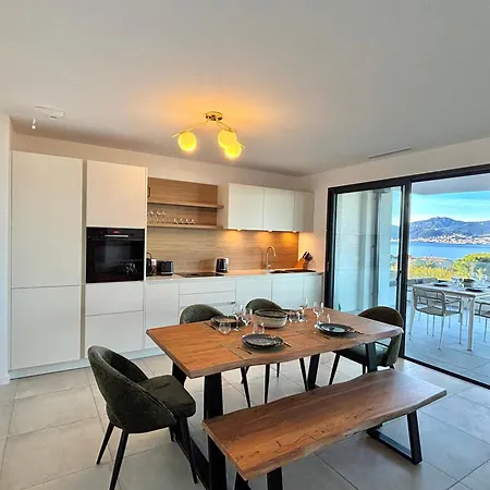 Vue Royal Palm Apartmán